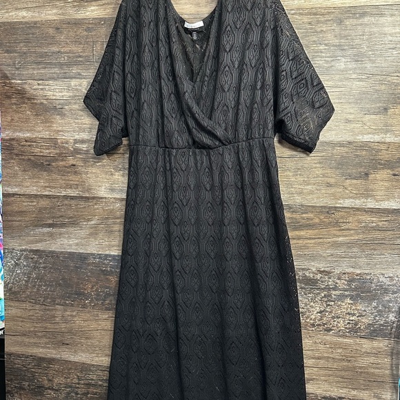 Eloquii Black Cowl Neck Maxi Sun Dress with Dolman Sleeves - Picture 1 of 11